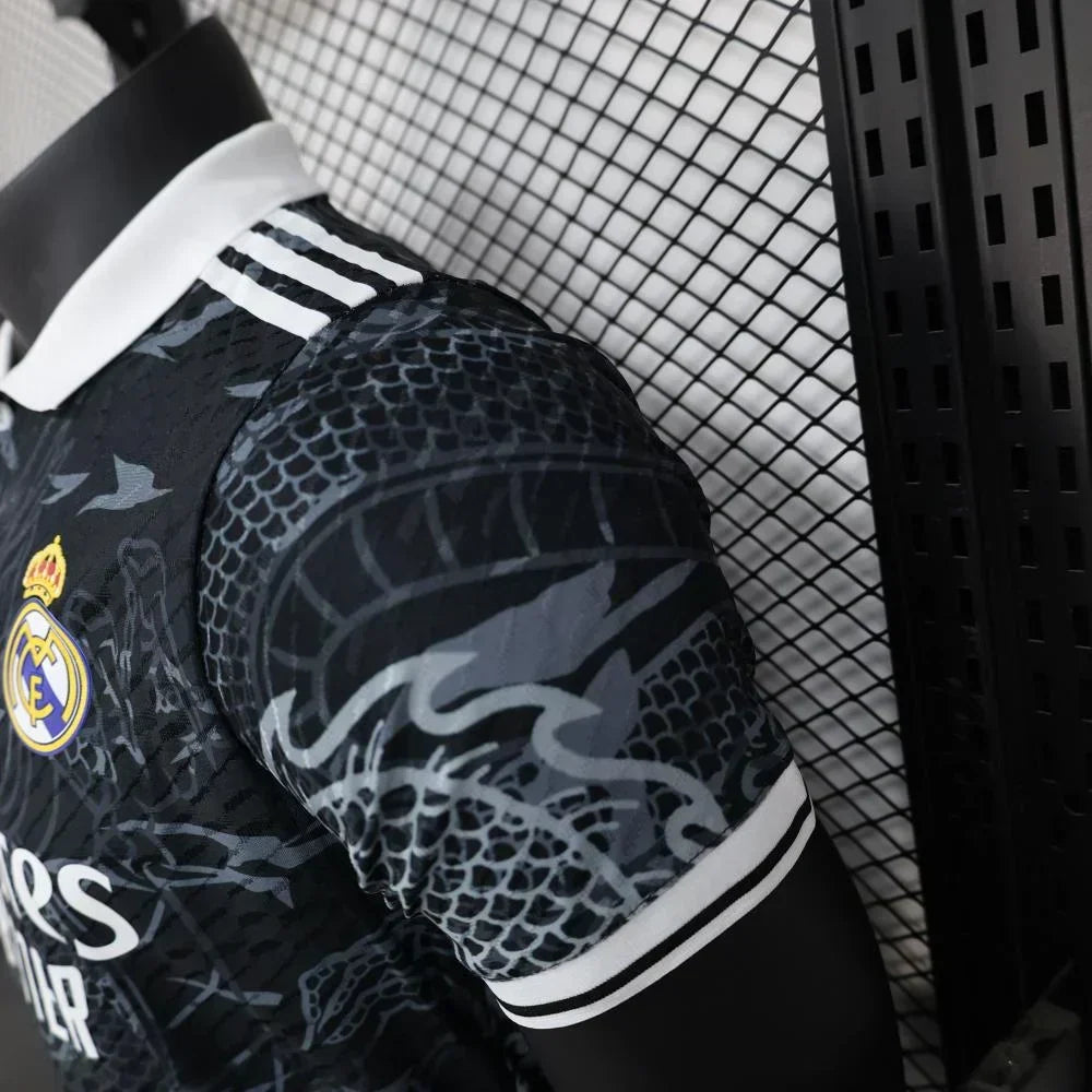 Real Madrid "Dragón Negro" Limited Jersey – foto 7