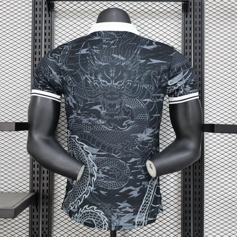 Real Madrid "Dragón Negro" Limited Jersey – foto 2