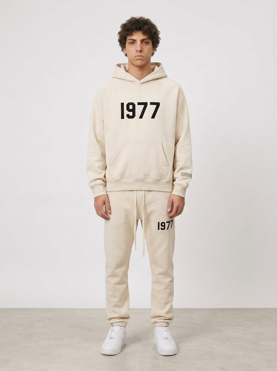 Essentials 1977 Trainingspak – foto 4 · herenfoto