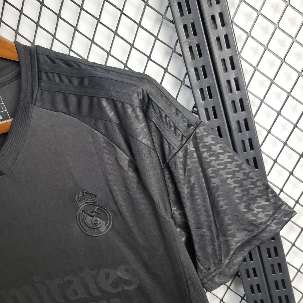 Real Madrid 2024/25 Special Edition Black Shirt – foto 4