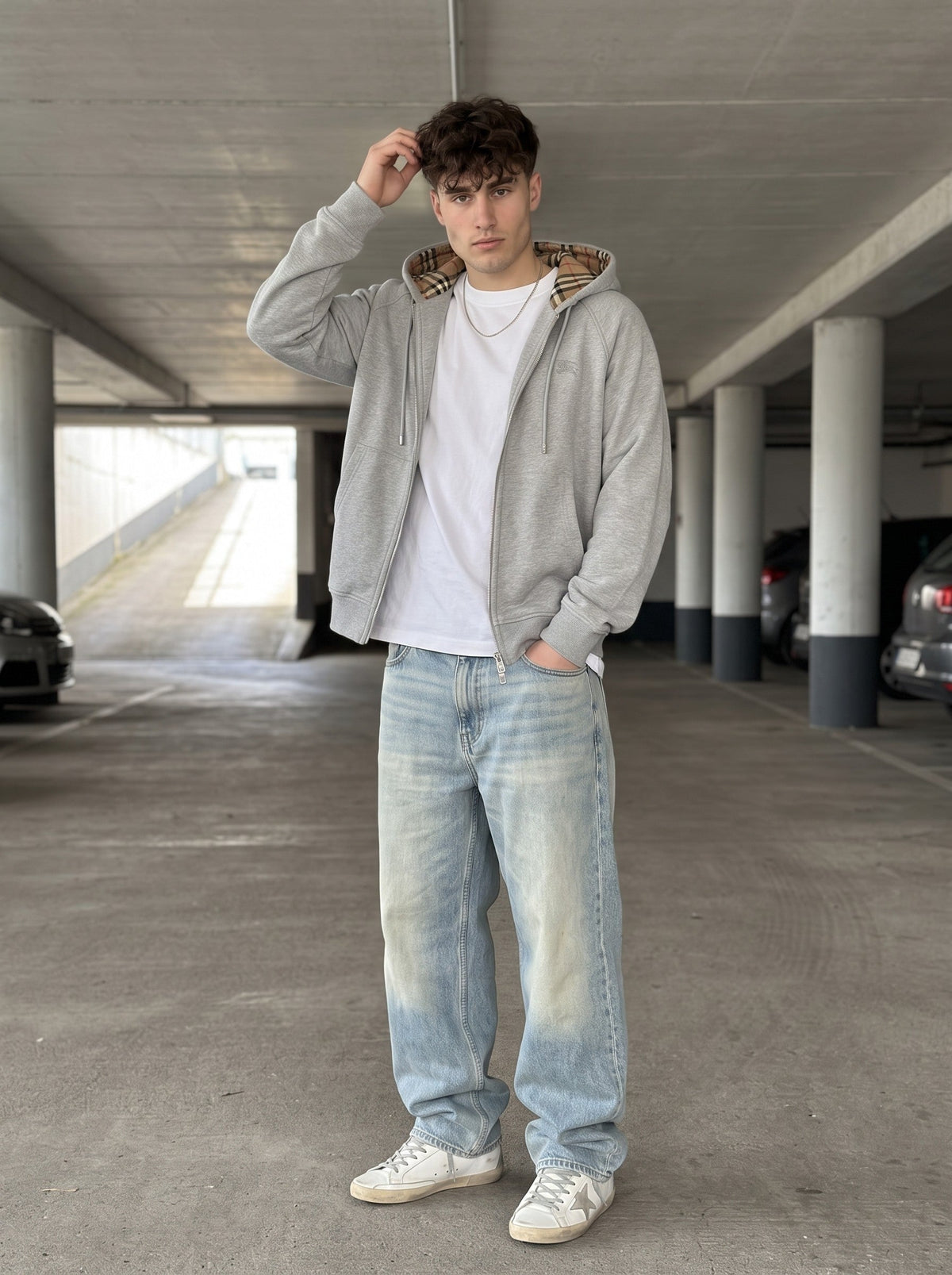 Burberry Vest gedragen door model