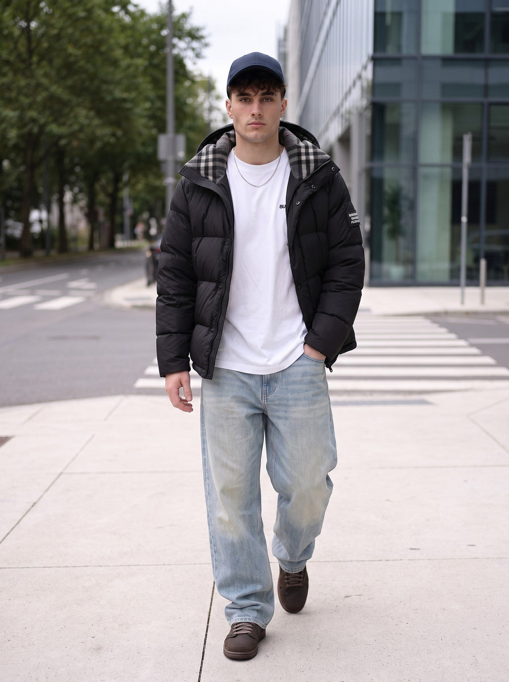 Burberry Jas gedragen door model