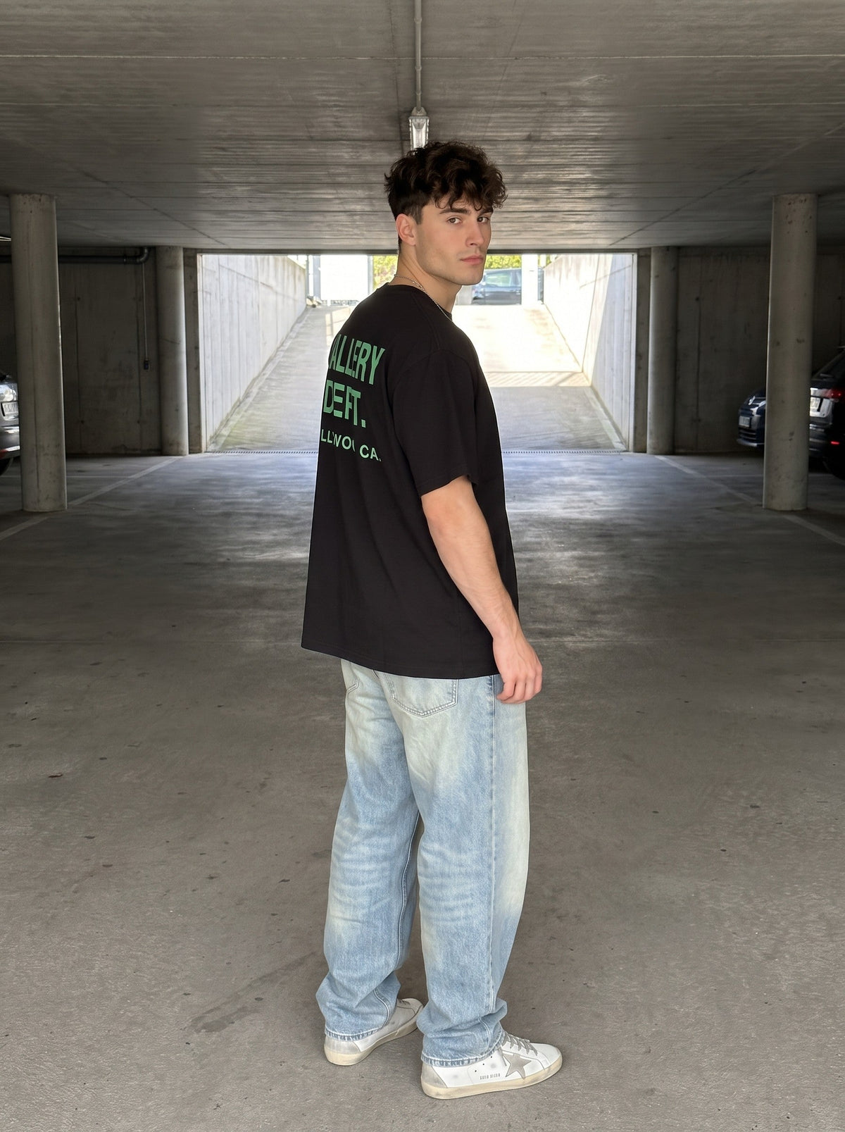Gallery Dept. T-Shirt gedragen door model